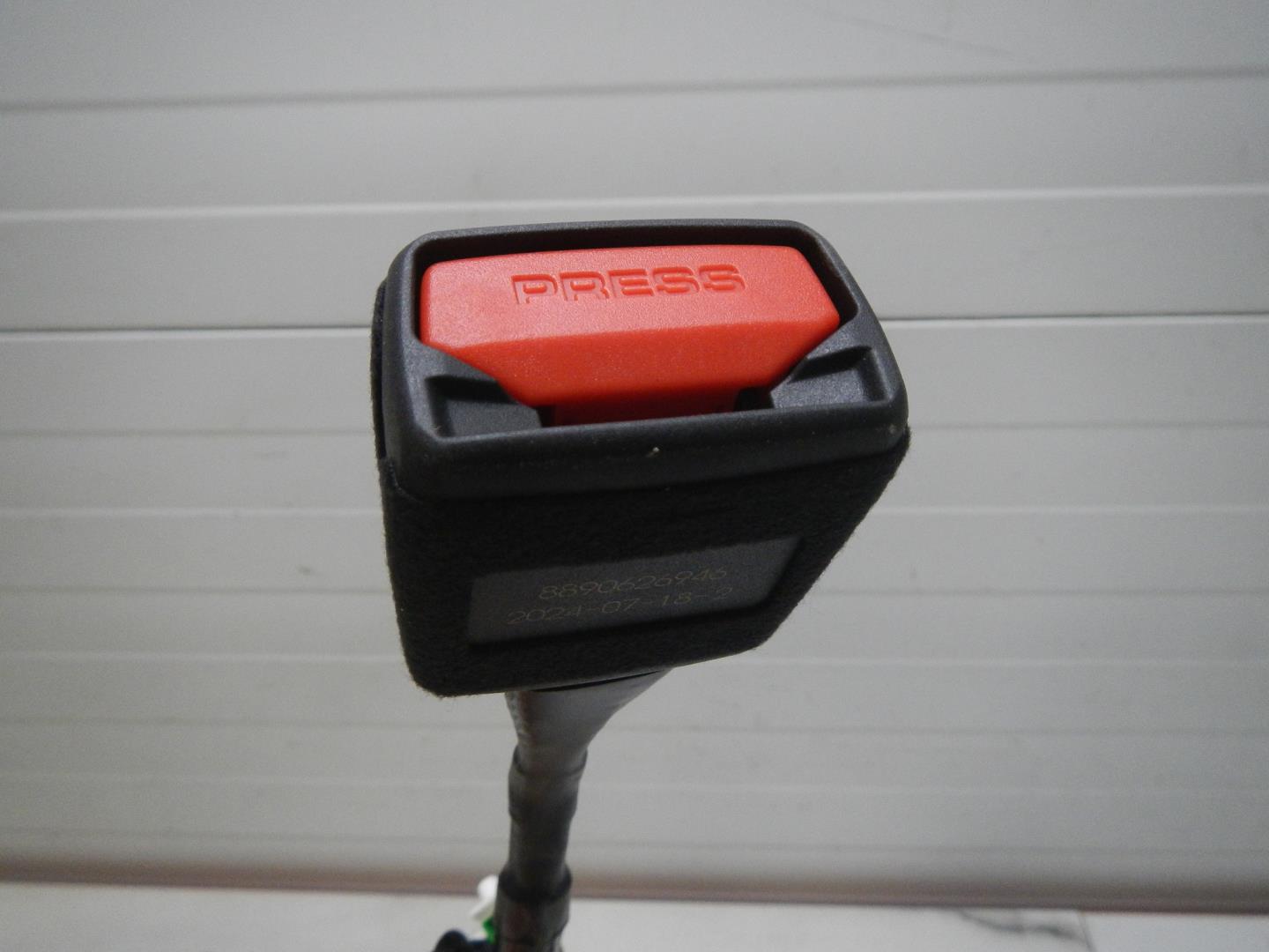 Ремень безопасности