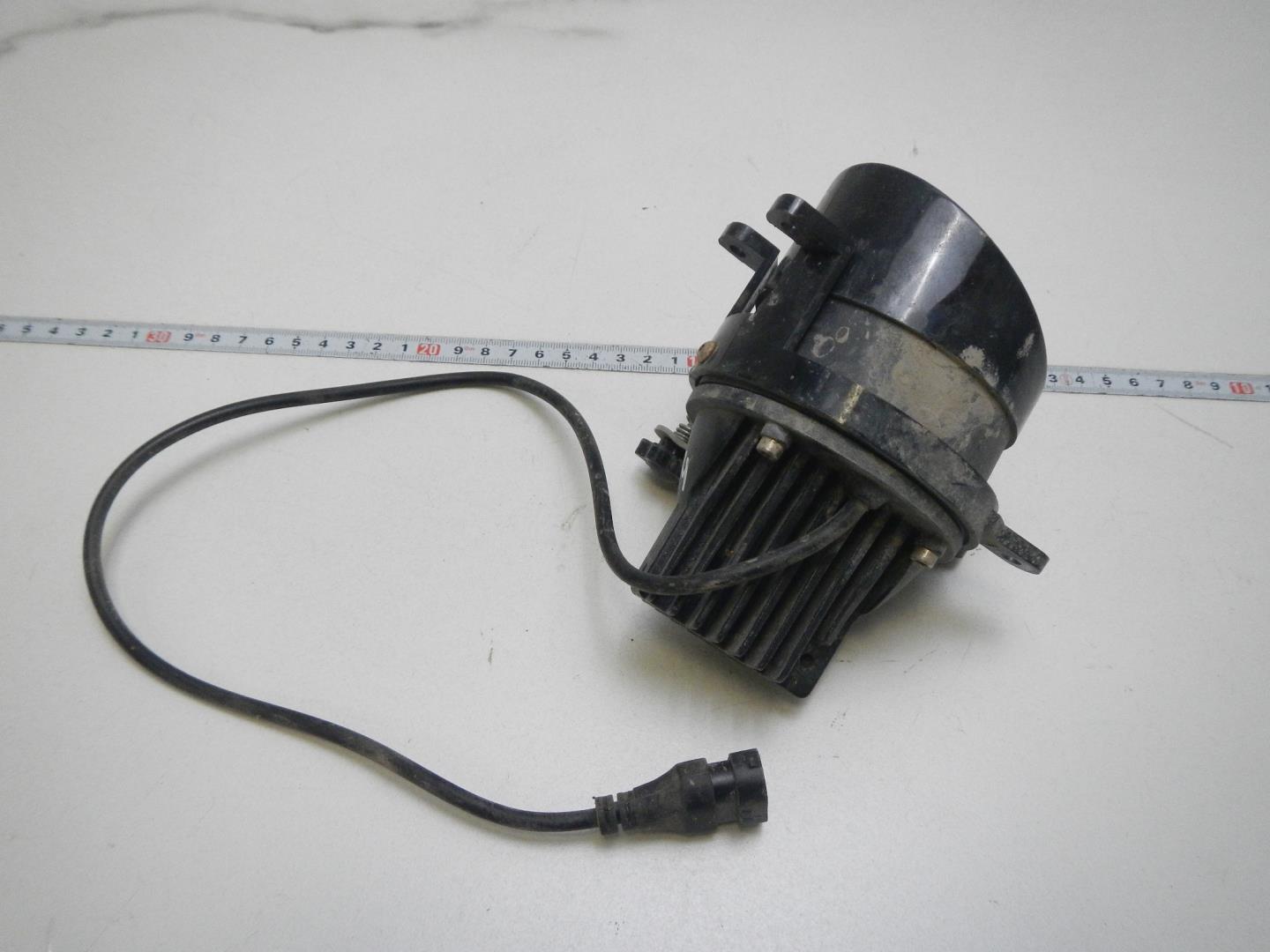 Фара противотуманная правая