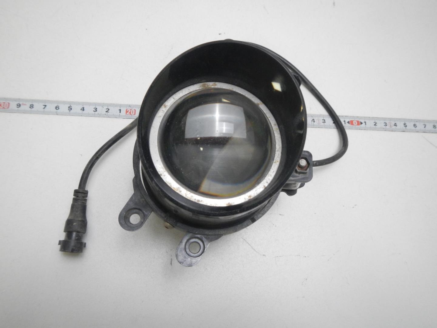 Фара противотуманная правая