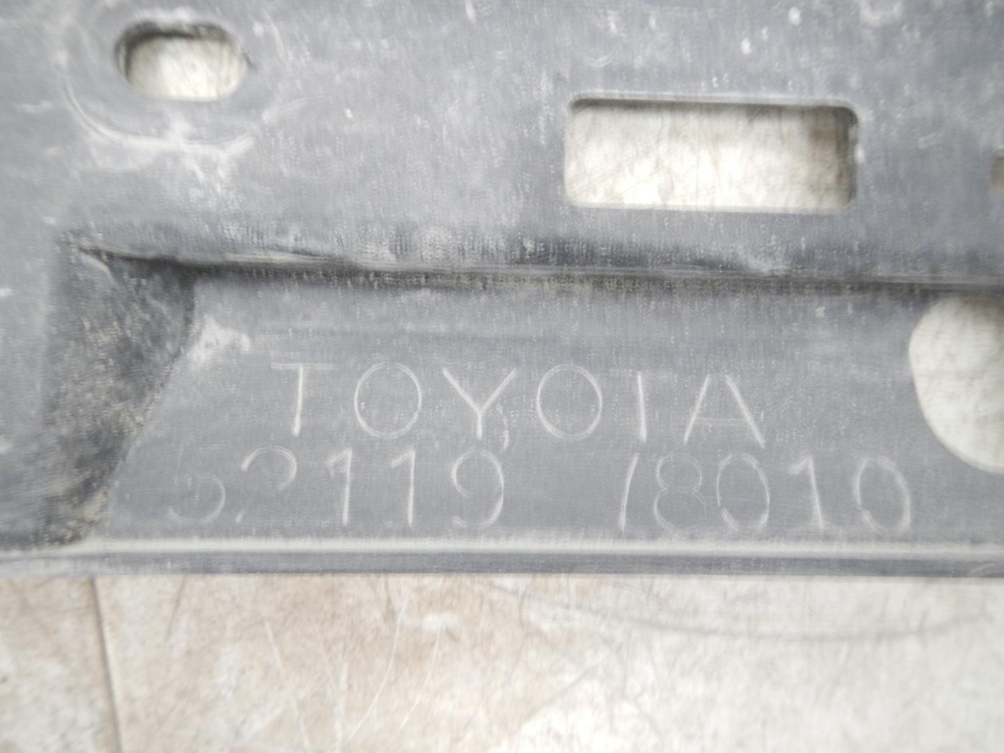 Бампер передний