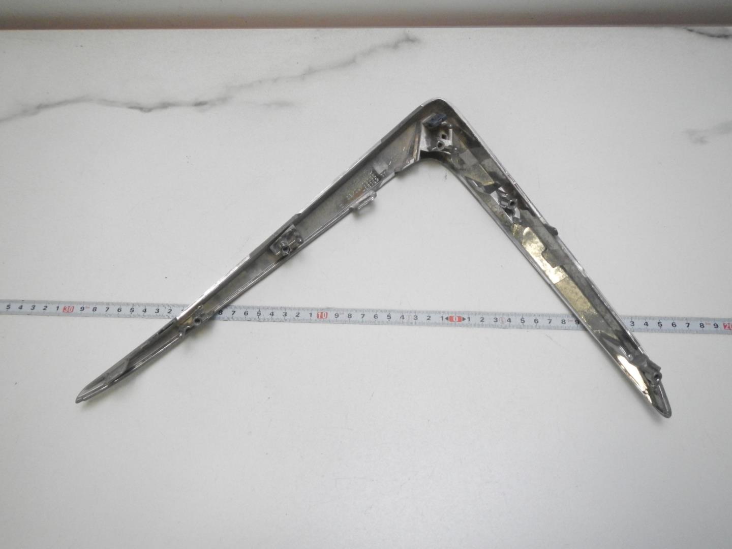 Накладка на решетку радиатора