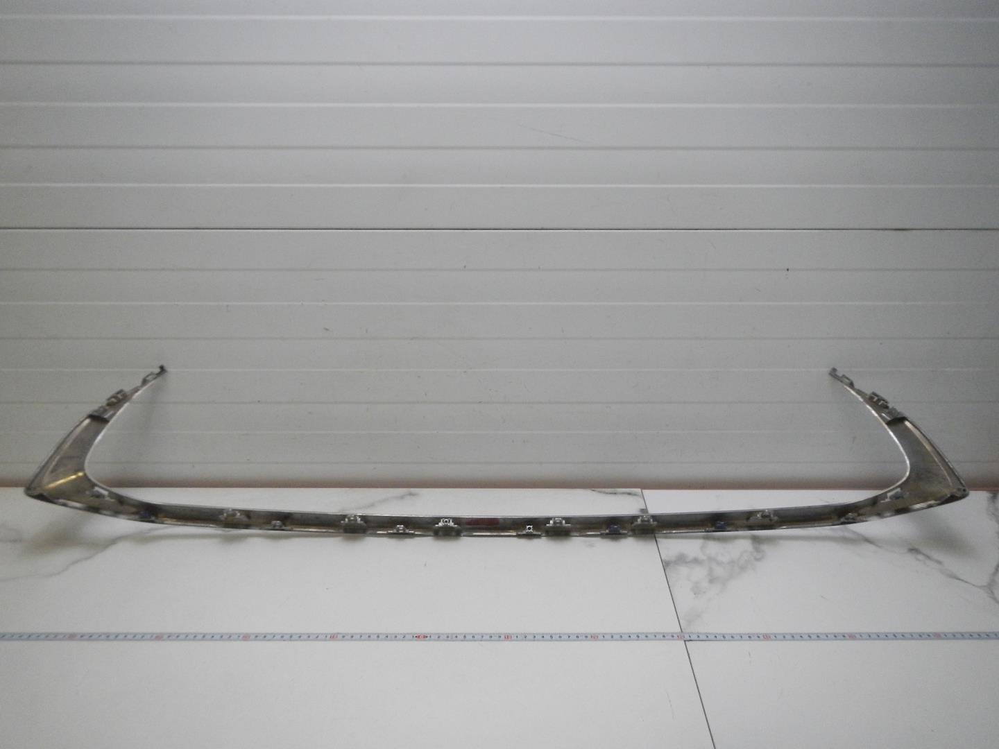 Накладка на решетку радиатора