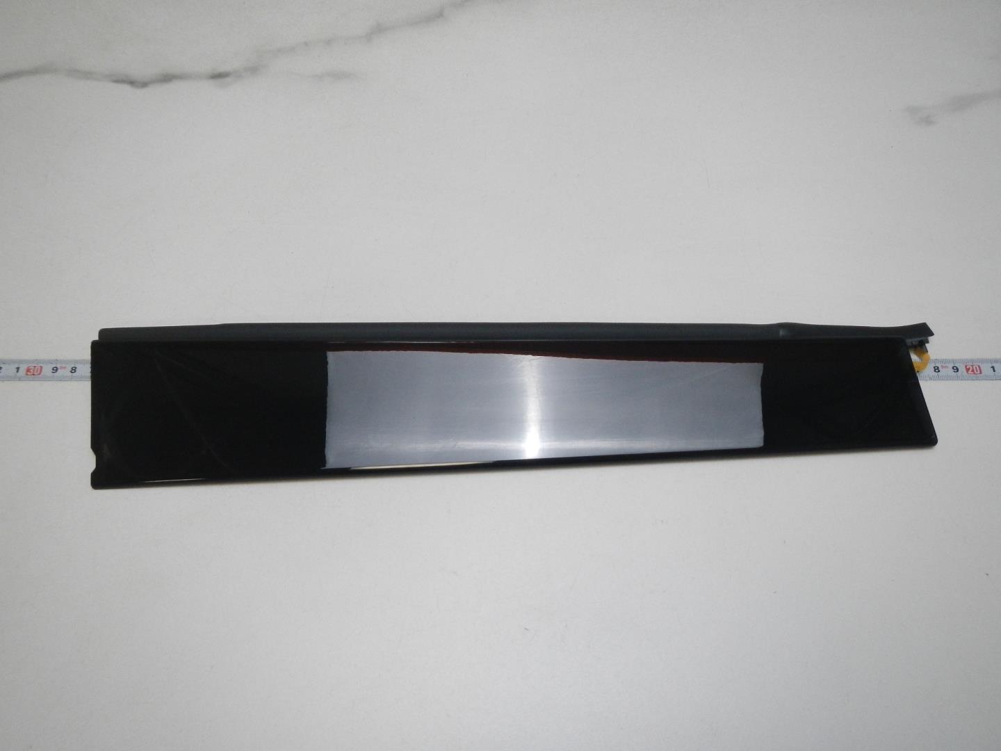 Накладка двери задней левой