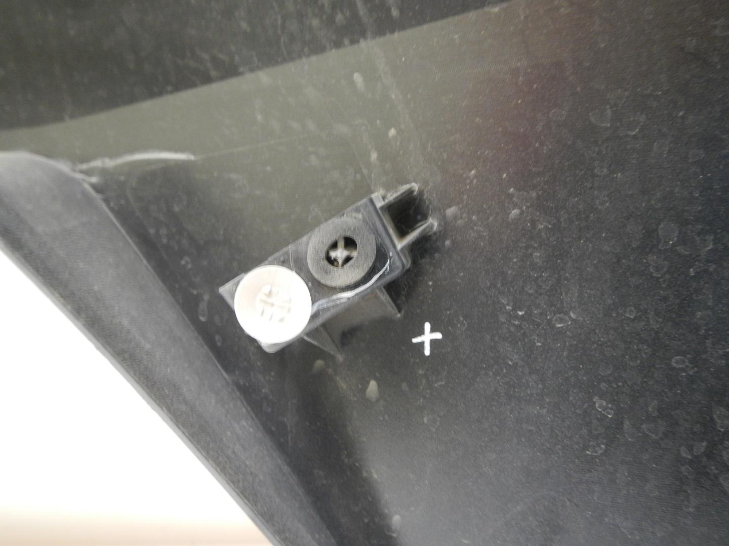 Накладка двери багажника