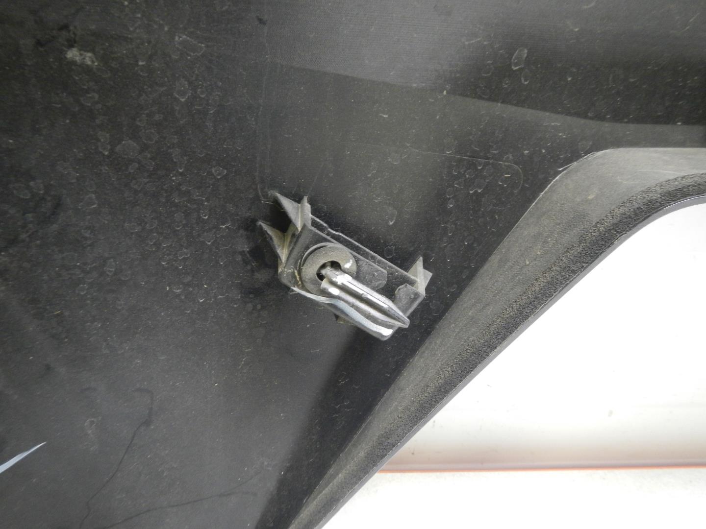 Накладка двери багажника