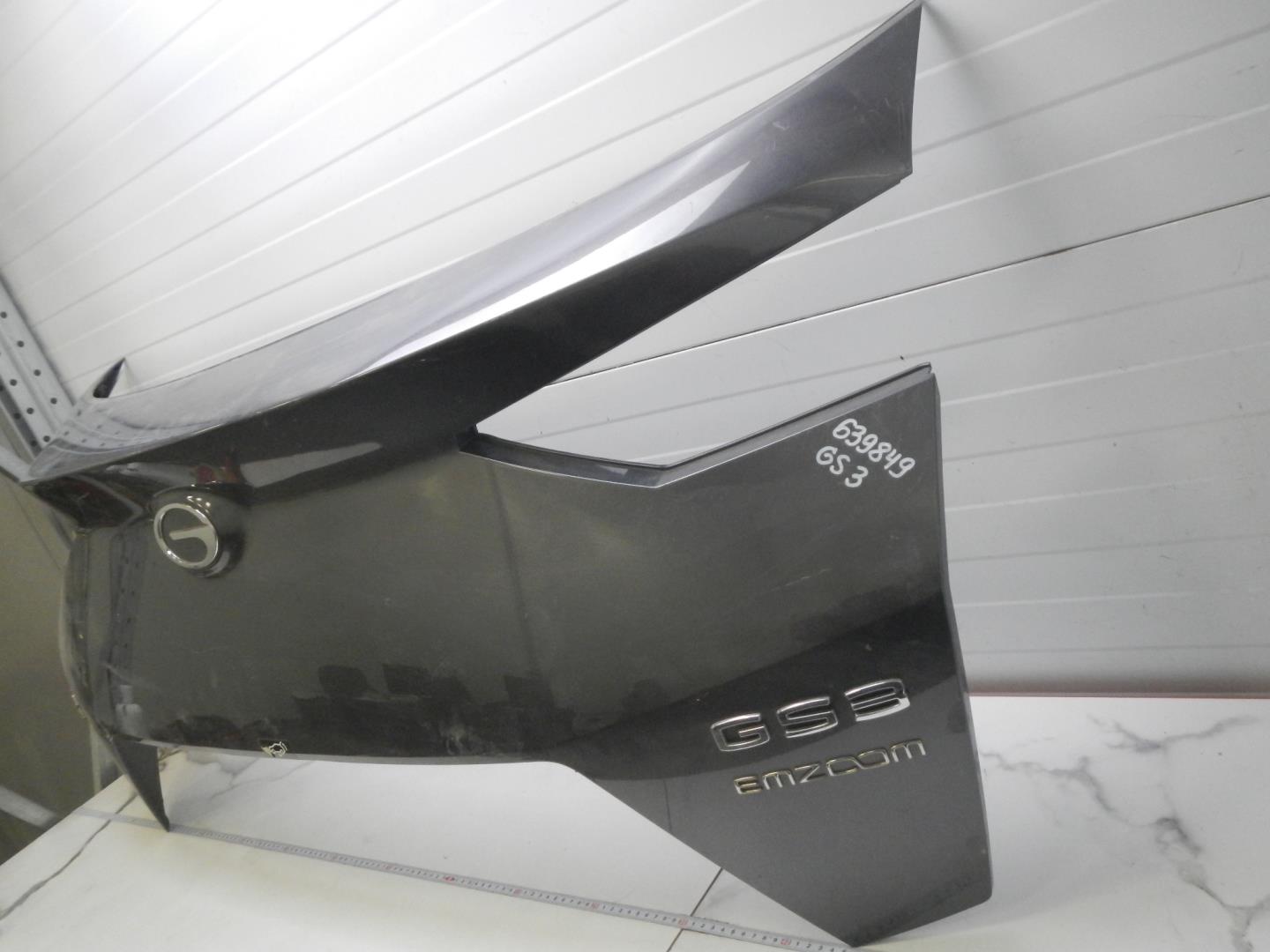 Накладка двери багажника