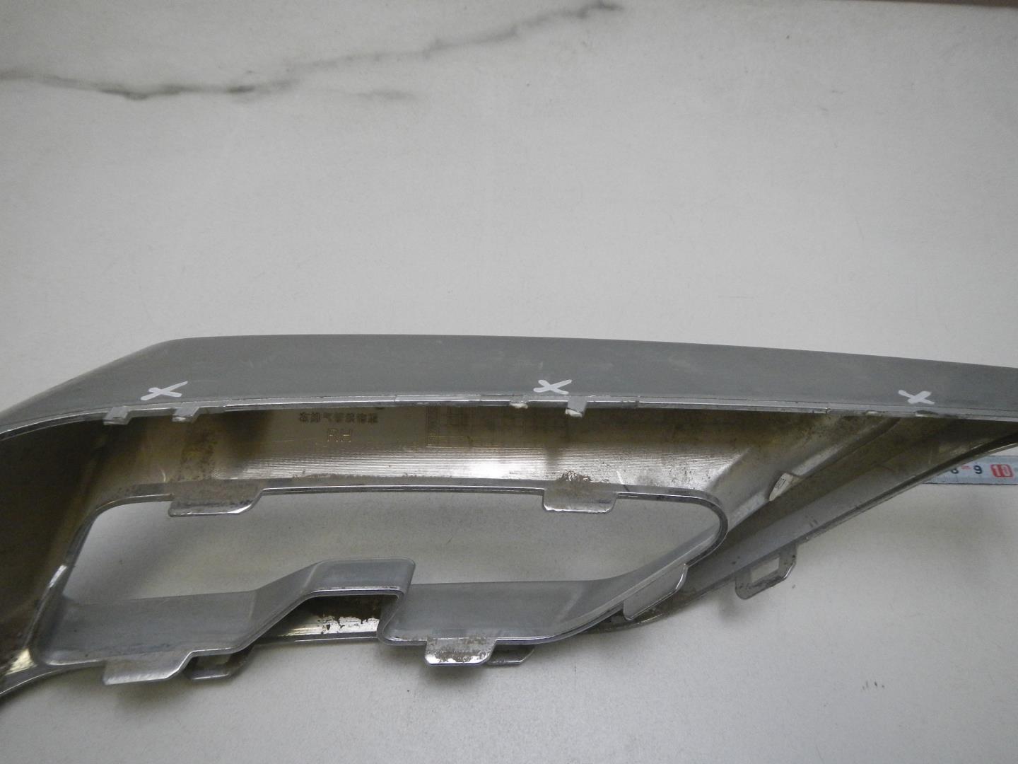 Накладка заднего бампера правая