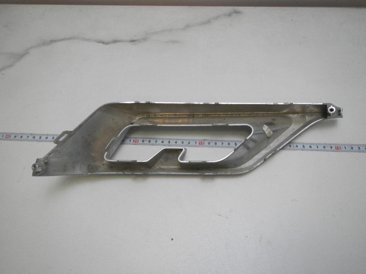 Накладка заднего бампера правая