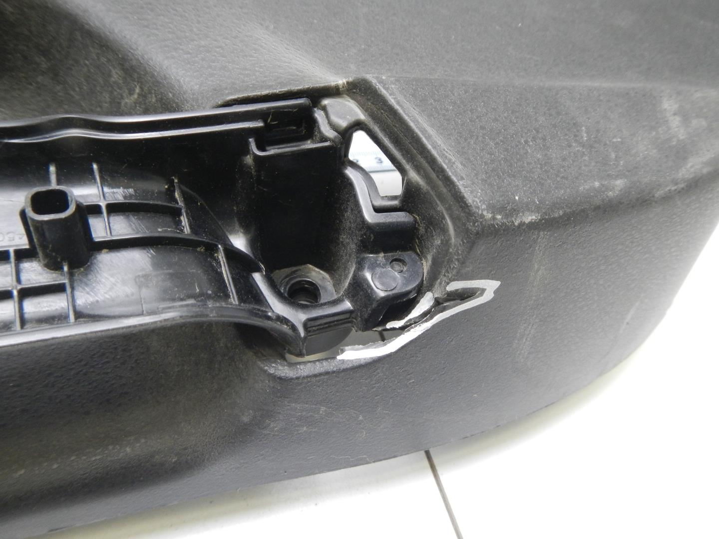 Обшивка двери багажника