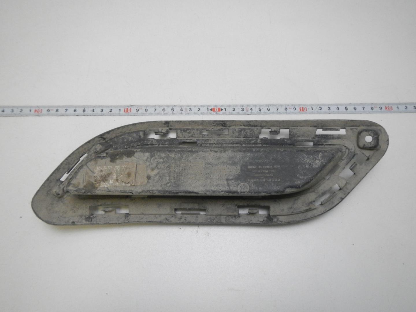 Накладка заднего бампера правая