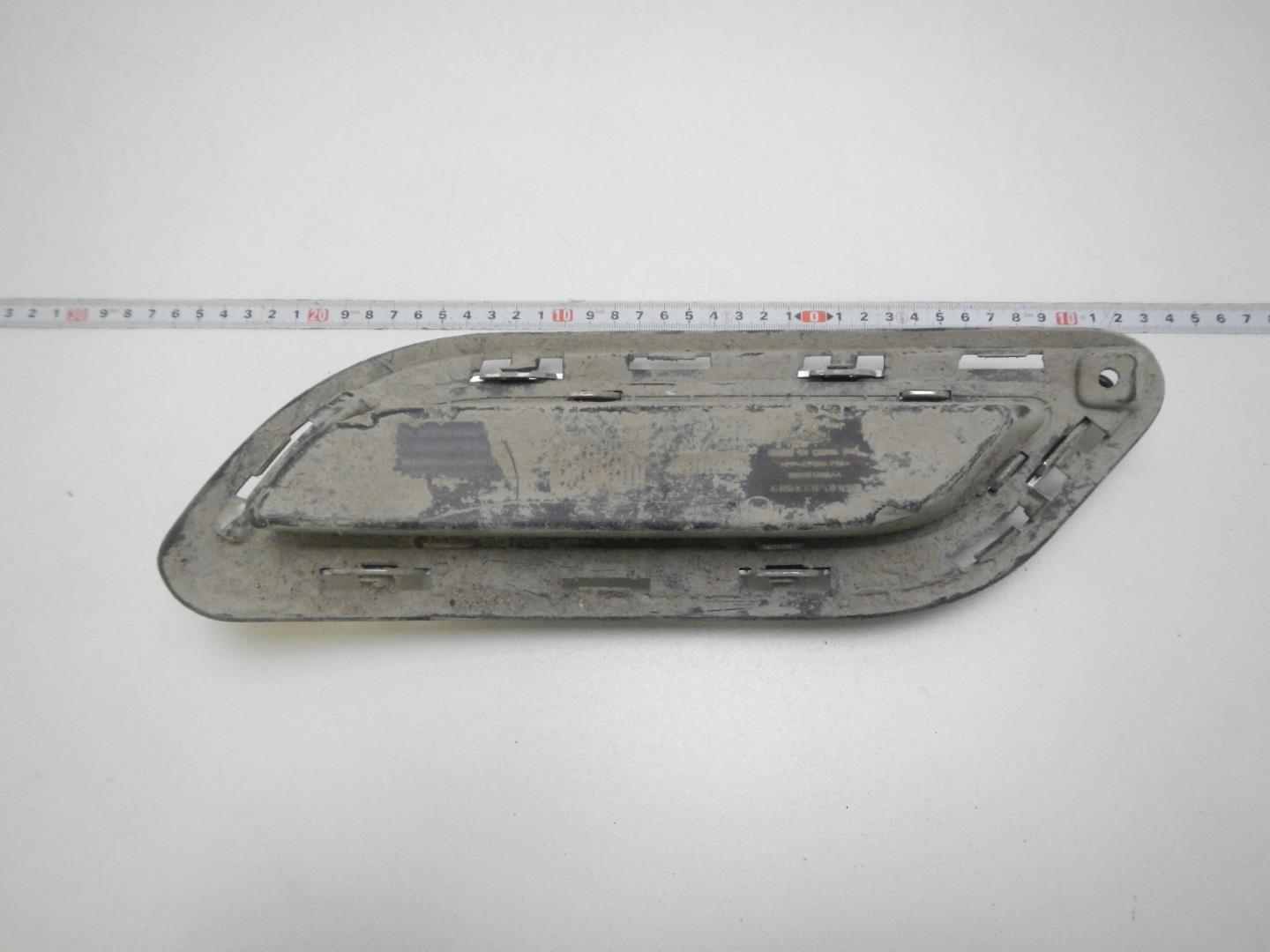 Накладка заднего бампера правая