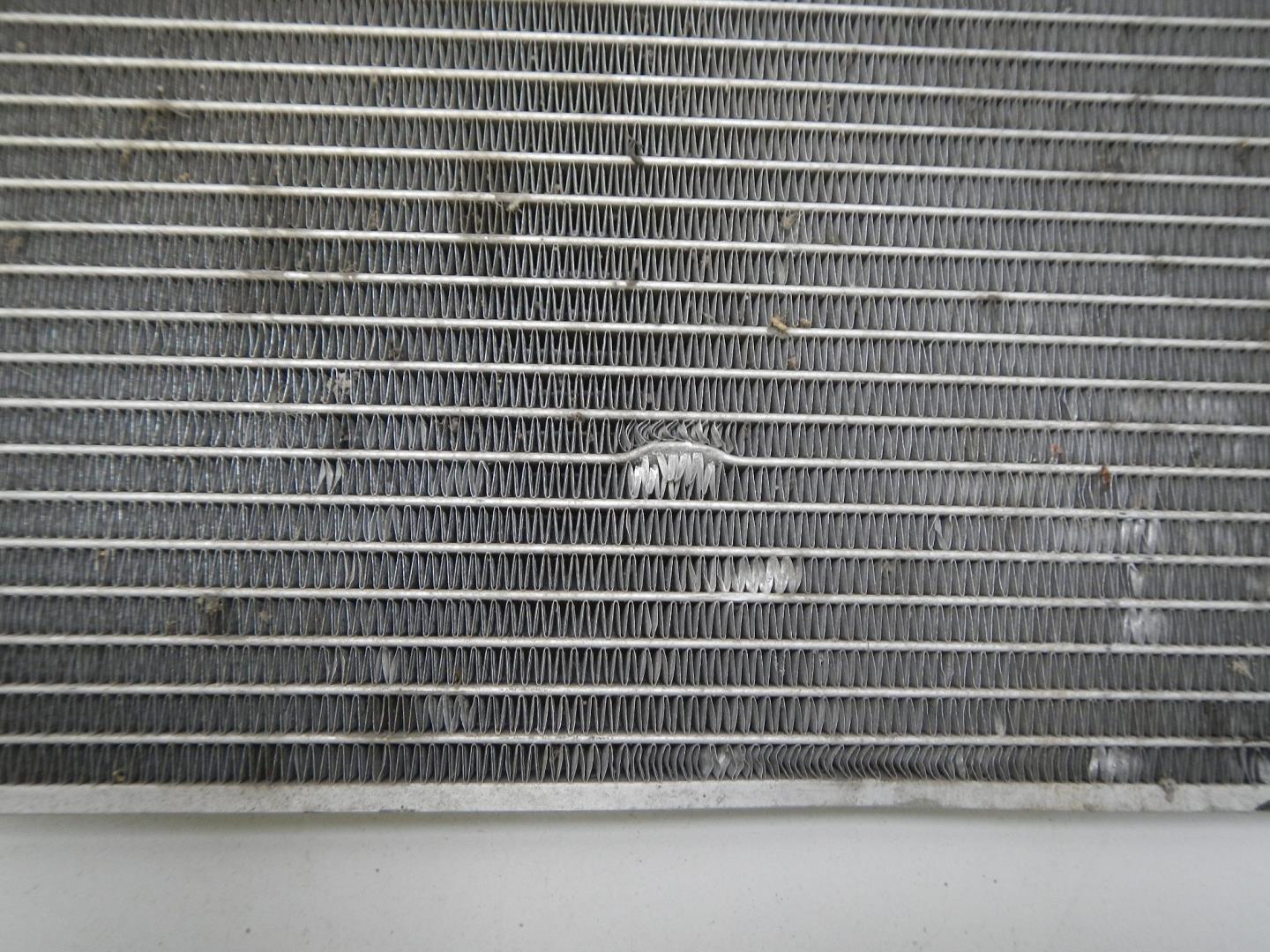 Радиатор кондиционера / конденсер