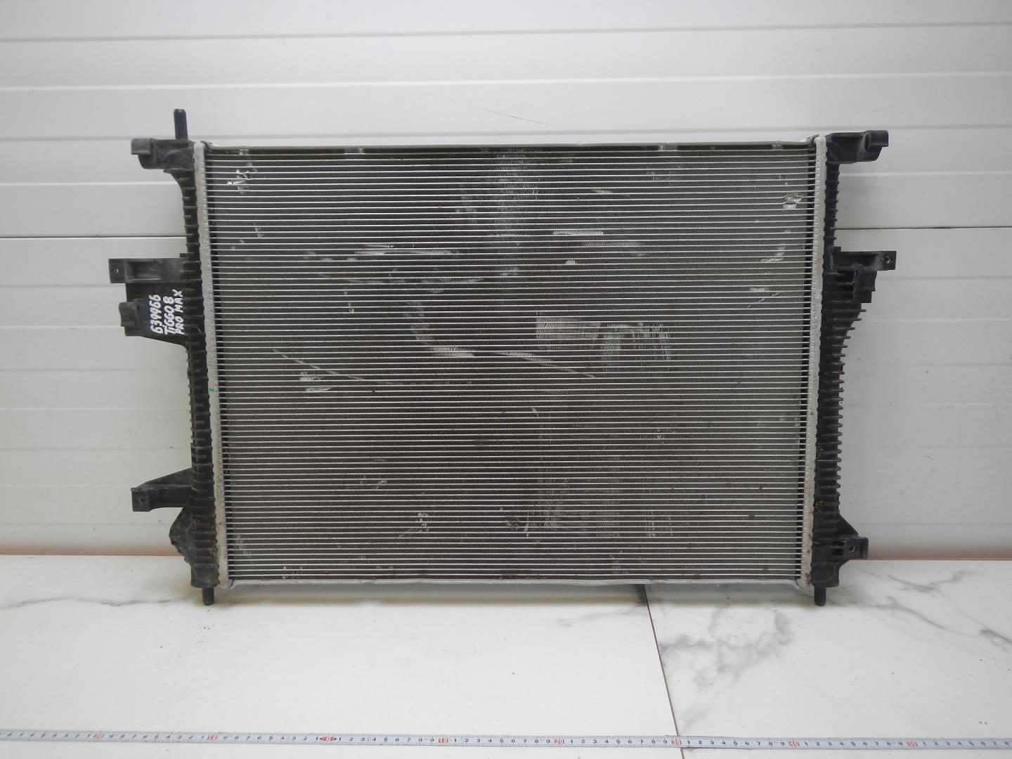 Радиатор охлаждения двигателя основной