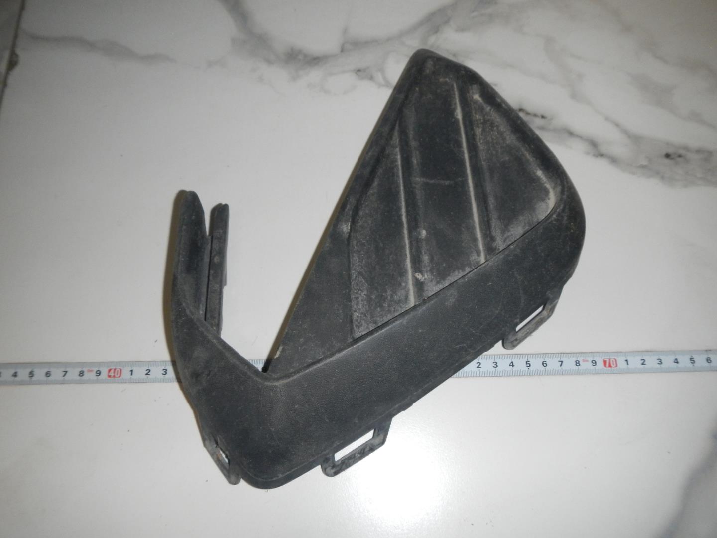 Решетка в бампер левая