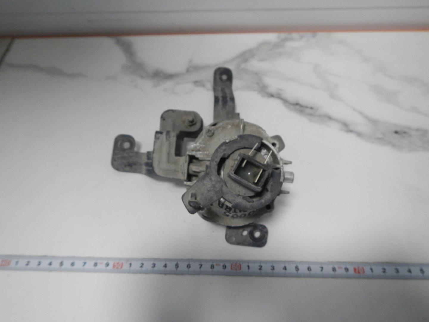 Фара противотуманная правая