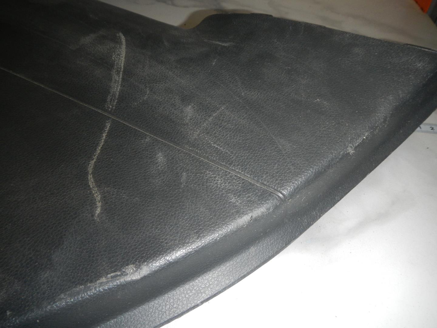 Обшивка двери задней правой