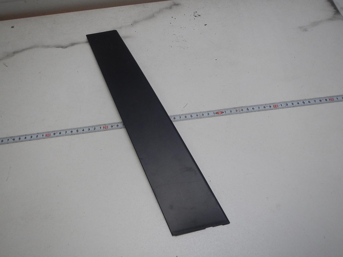 Накладка двери передней правой