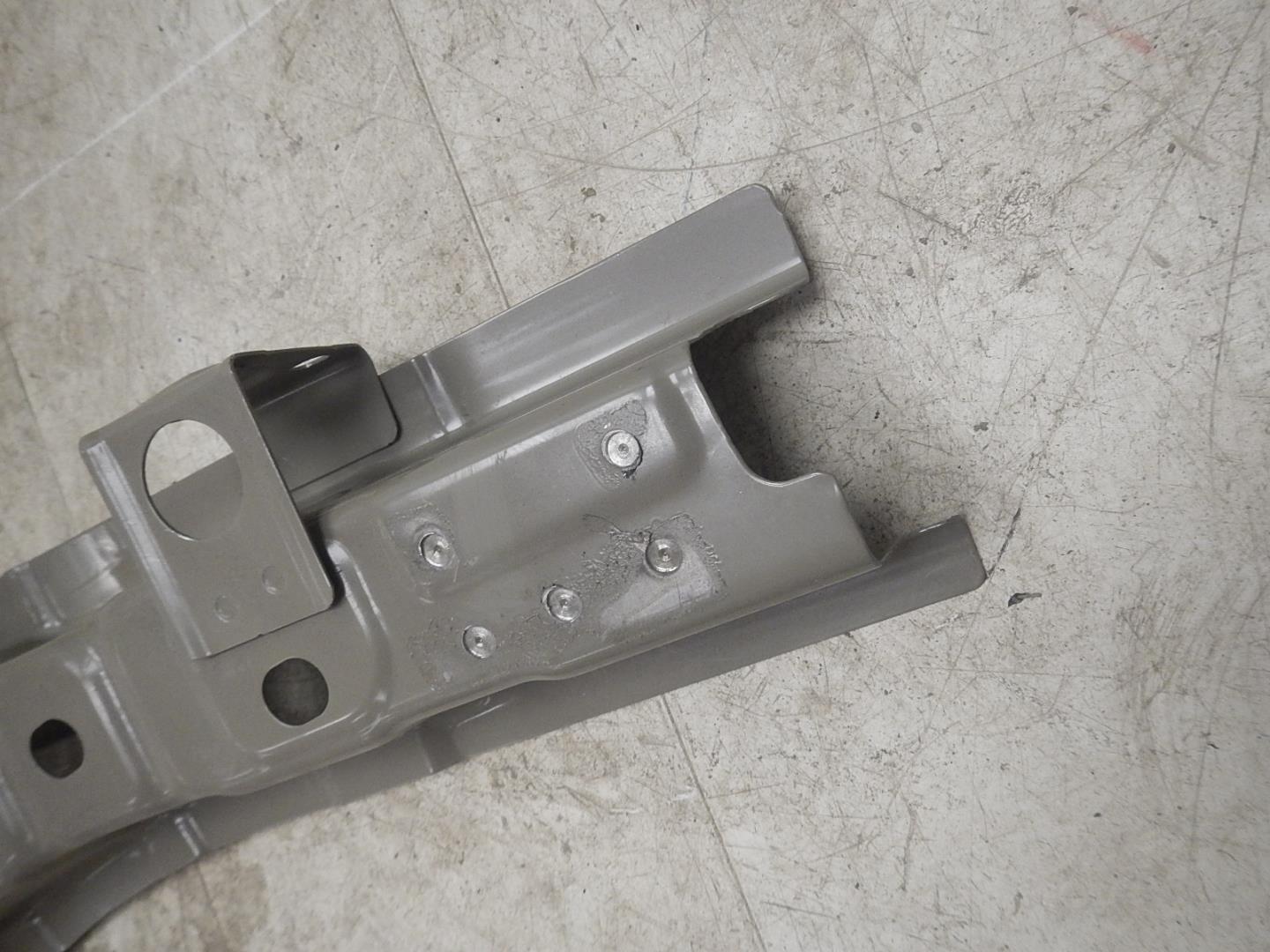 Лонжерон передний правый