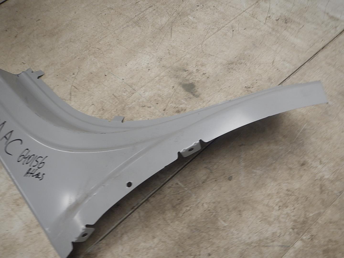 Порог левый