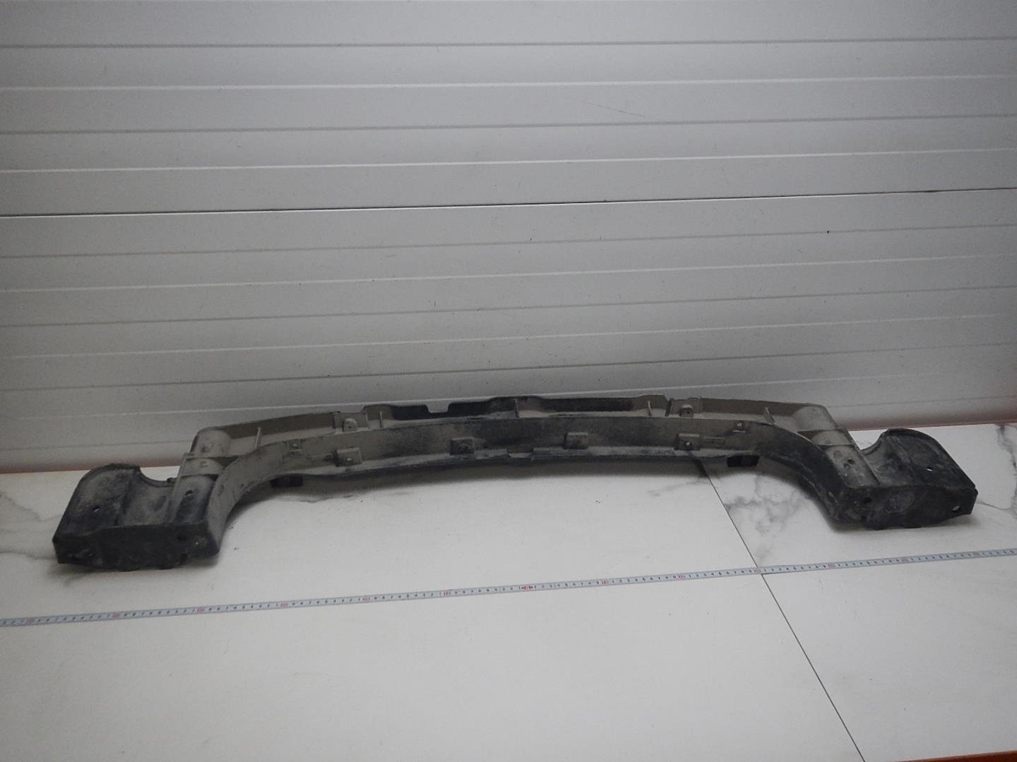 Усилитель заднего бампера