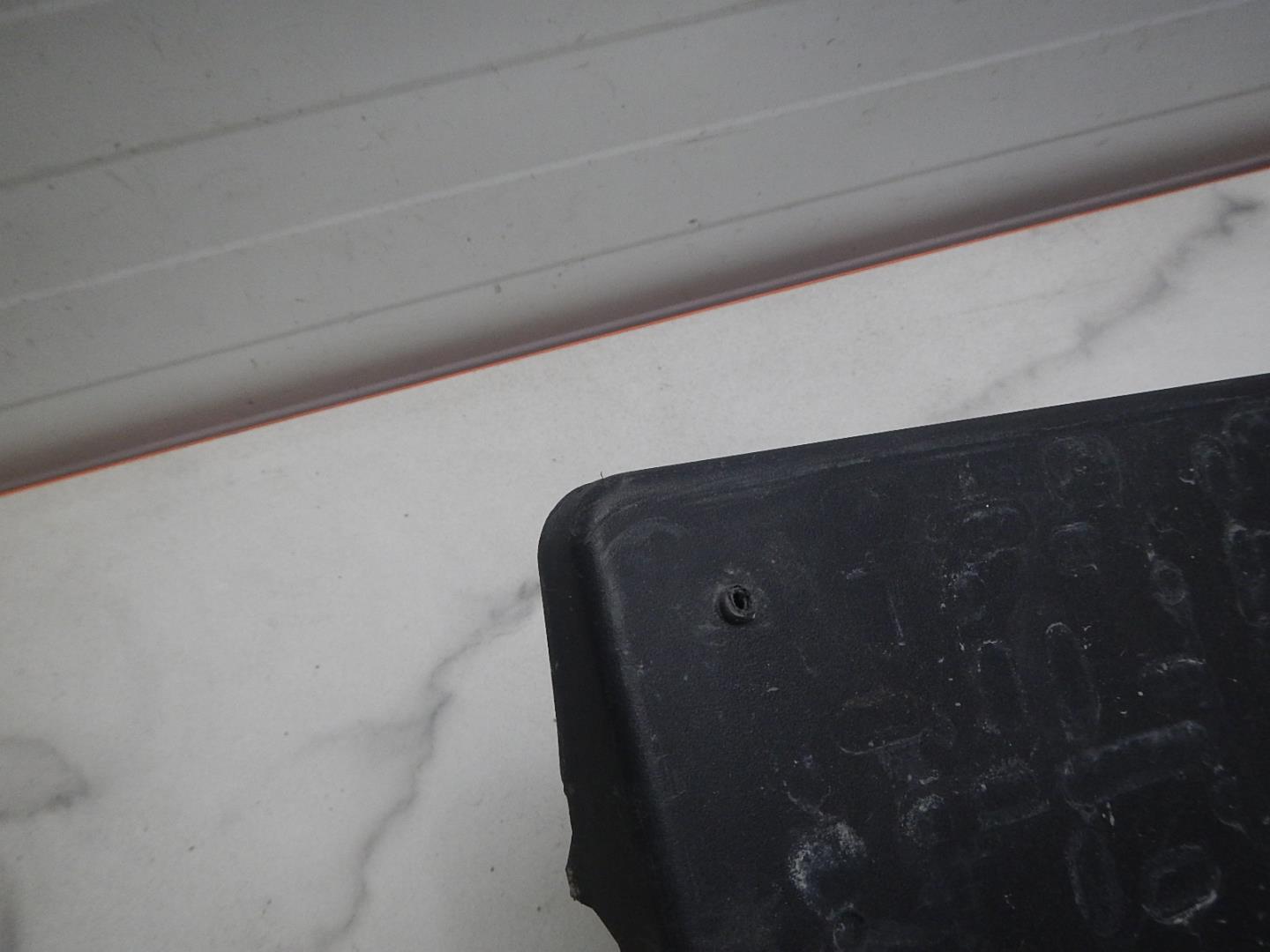 Накладка переднего бампера под номер