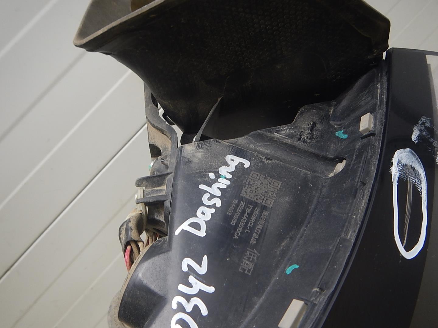 Фонарь задний левый