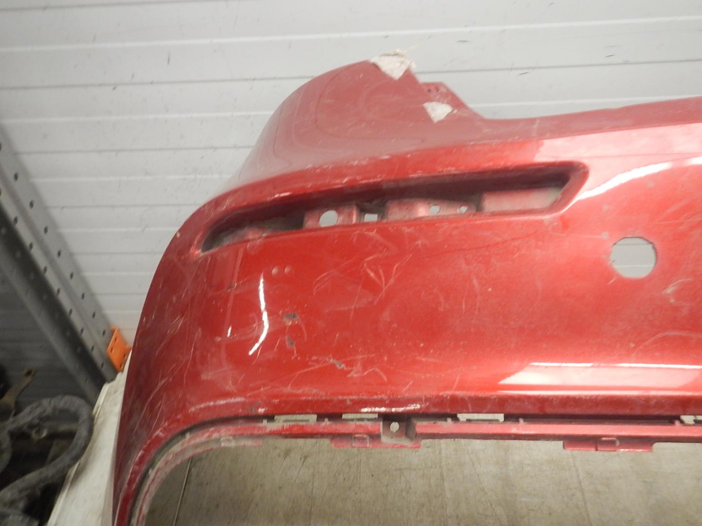 Бампер задний