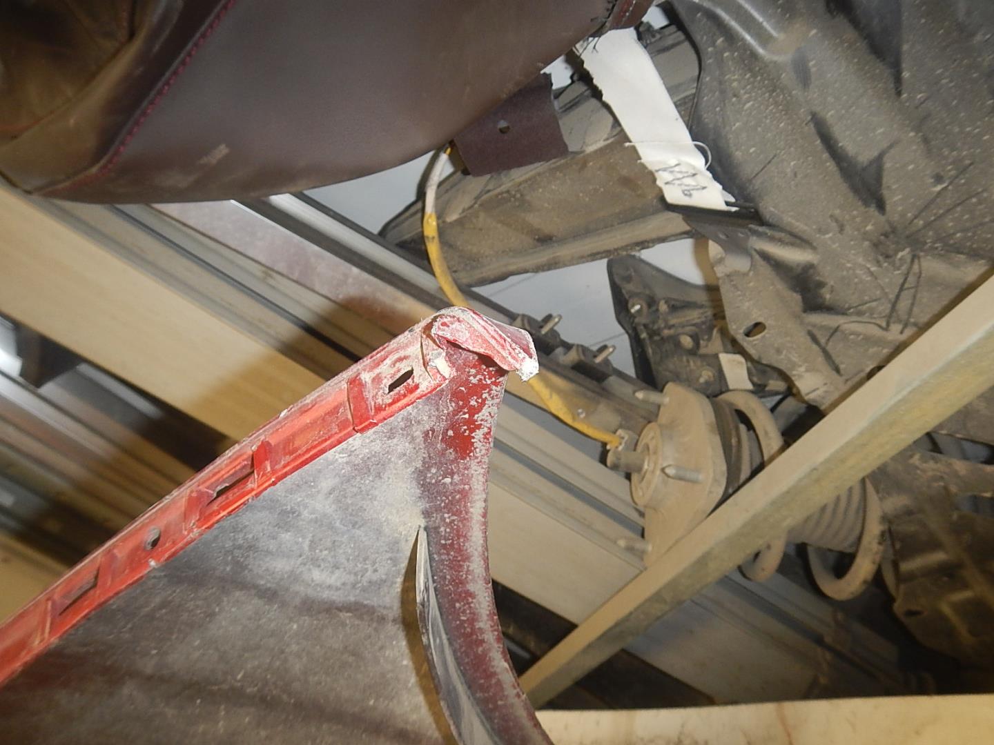 Бампер задний