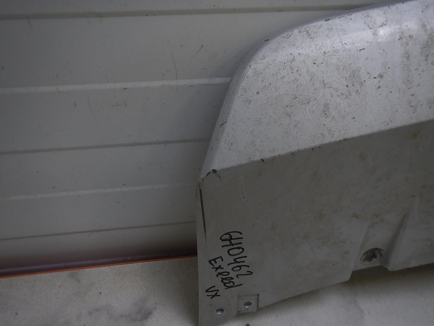 Накладка переднего бампера