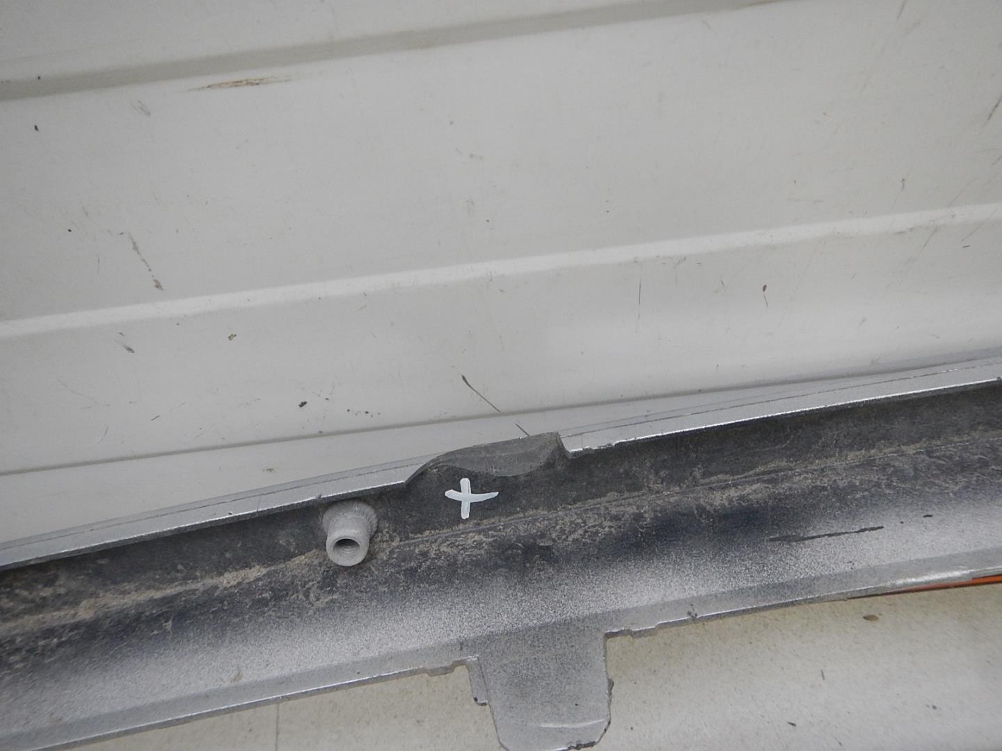 Накладка переднего бампера