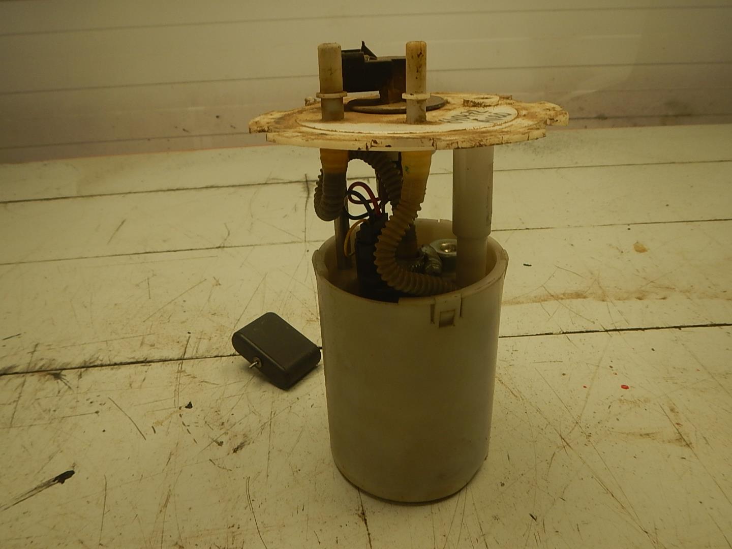 Насос топливный электрический