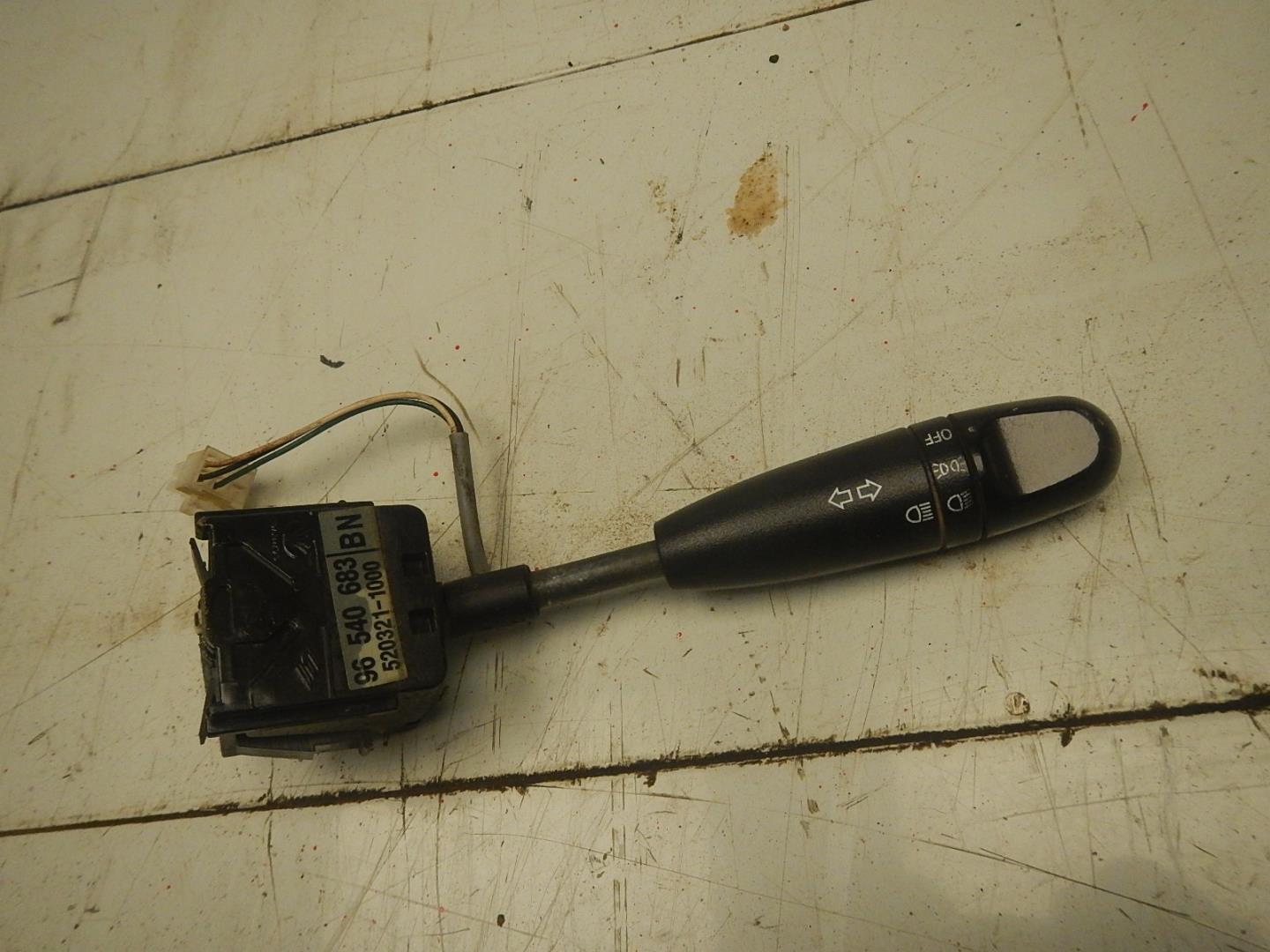 Переключатель поворотов подрулевой