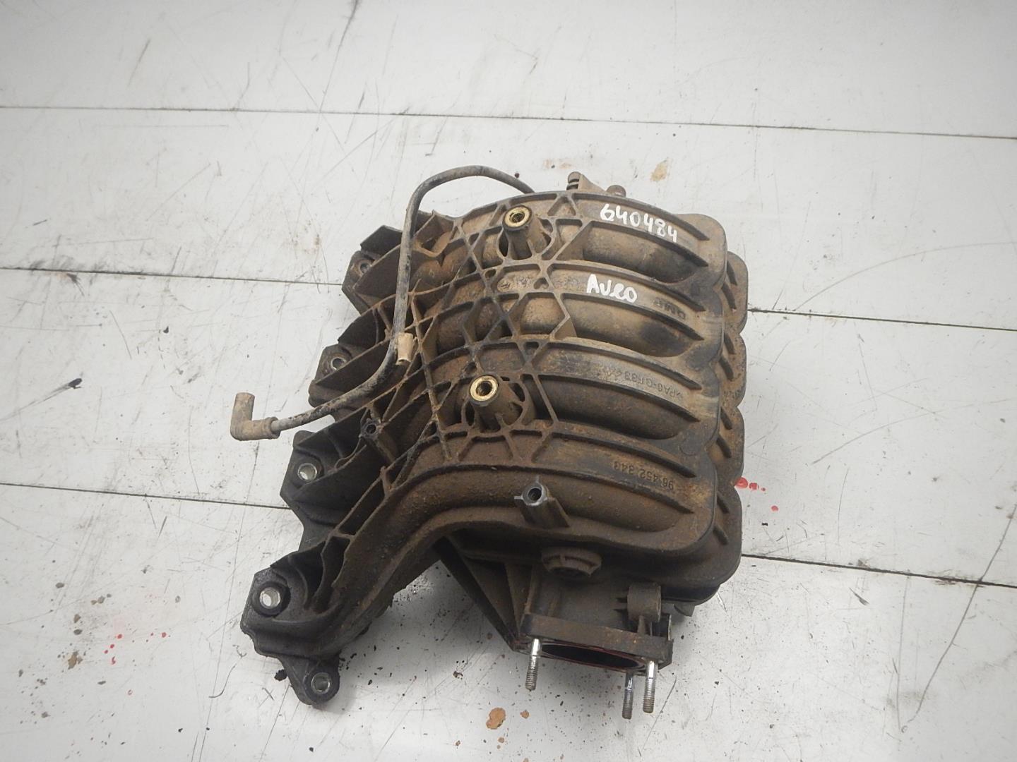 Коллектор впускной