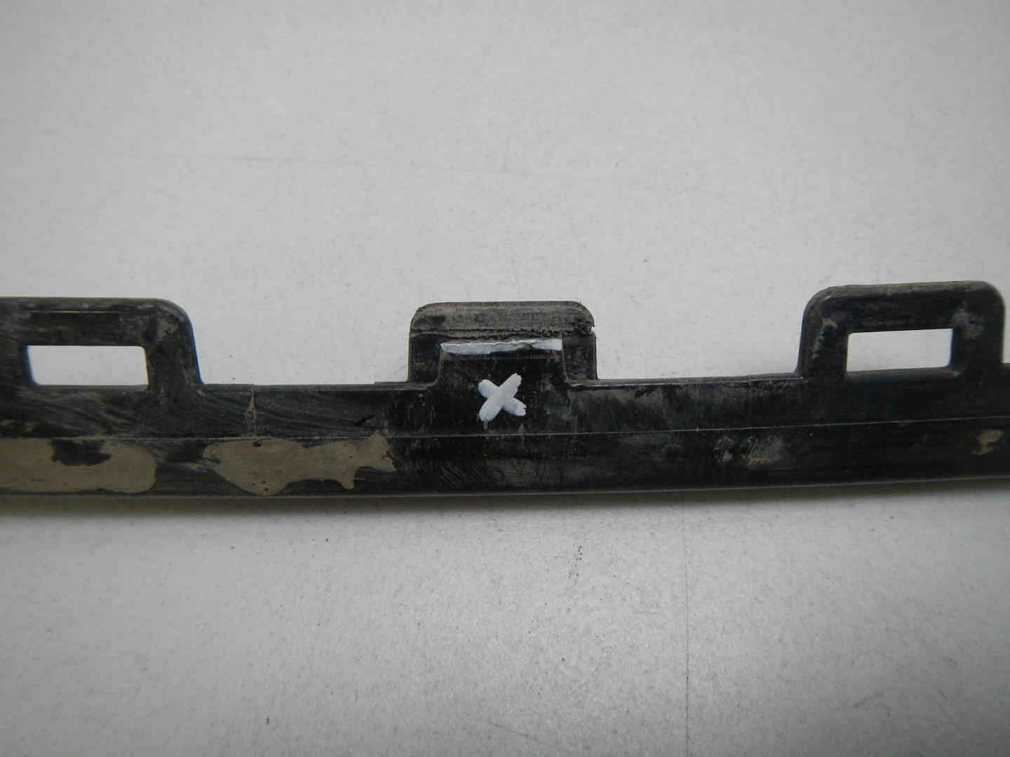 Молдинг заднего бампера