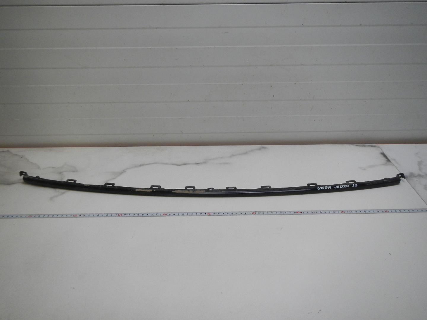 Молдинг заднего бампера