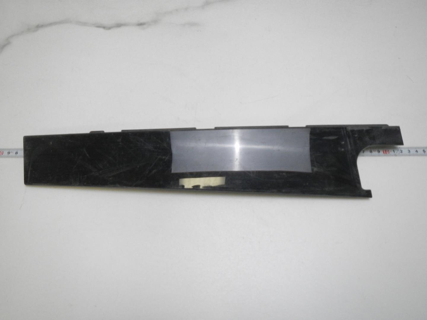 Накладка двери задней левой