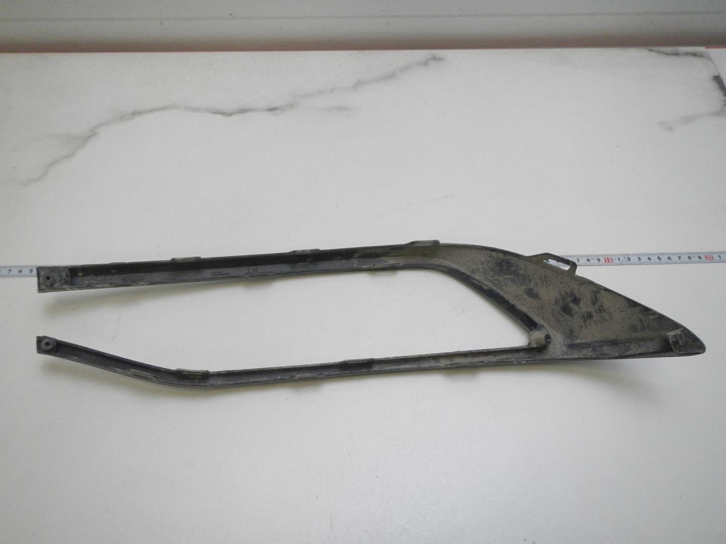 Накладка заднего бампера левая