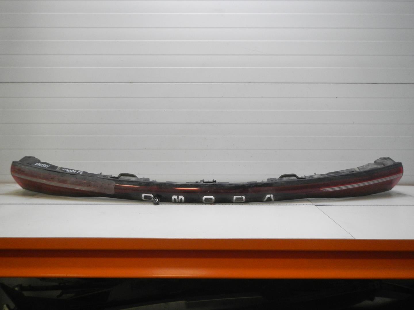 Фонарь задний (стоп сигнал)