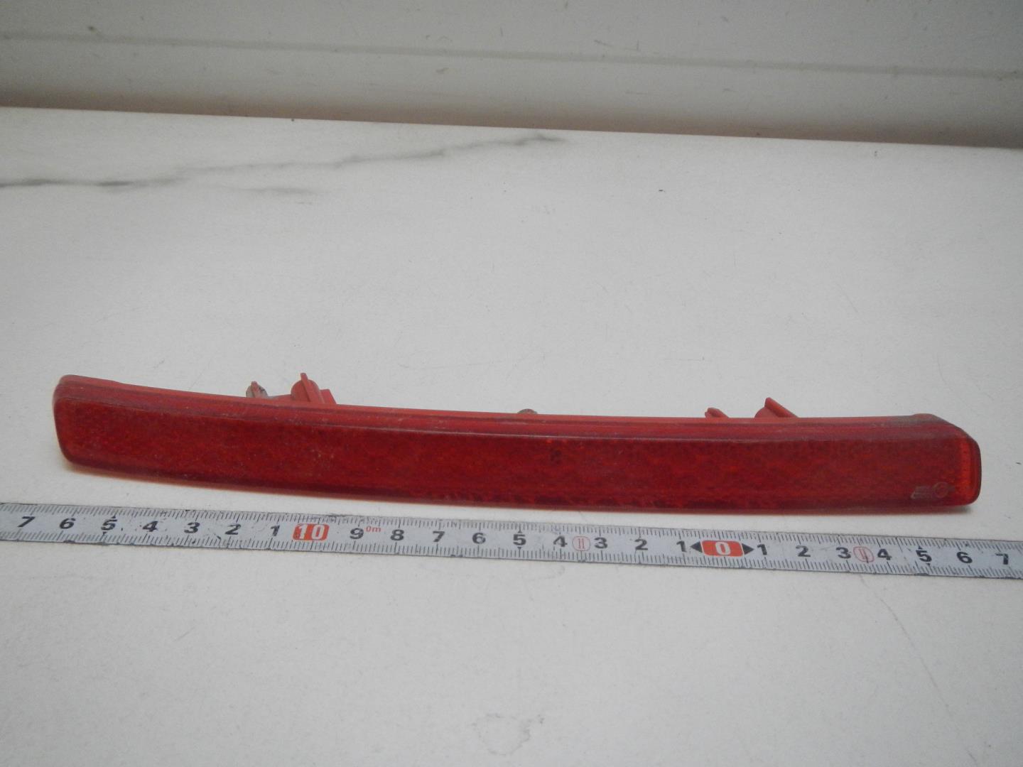 Отражатель в бампер задний правый