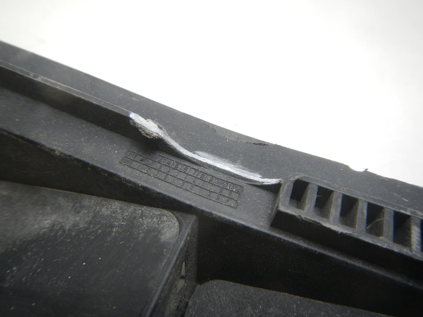 Решетка вентиляционная