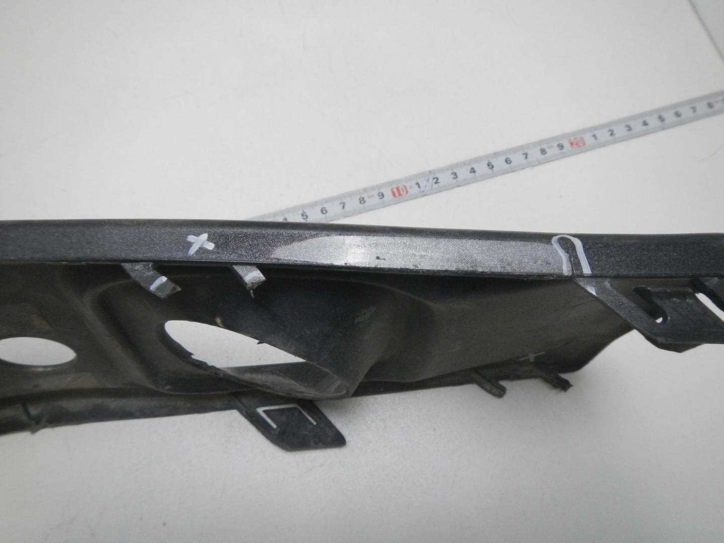 Решетка в бампер левая