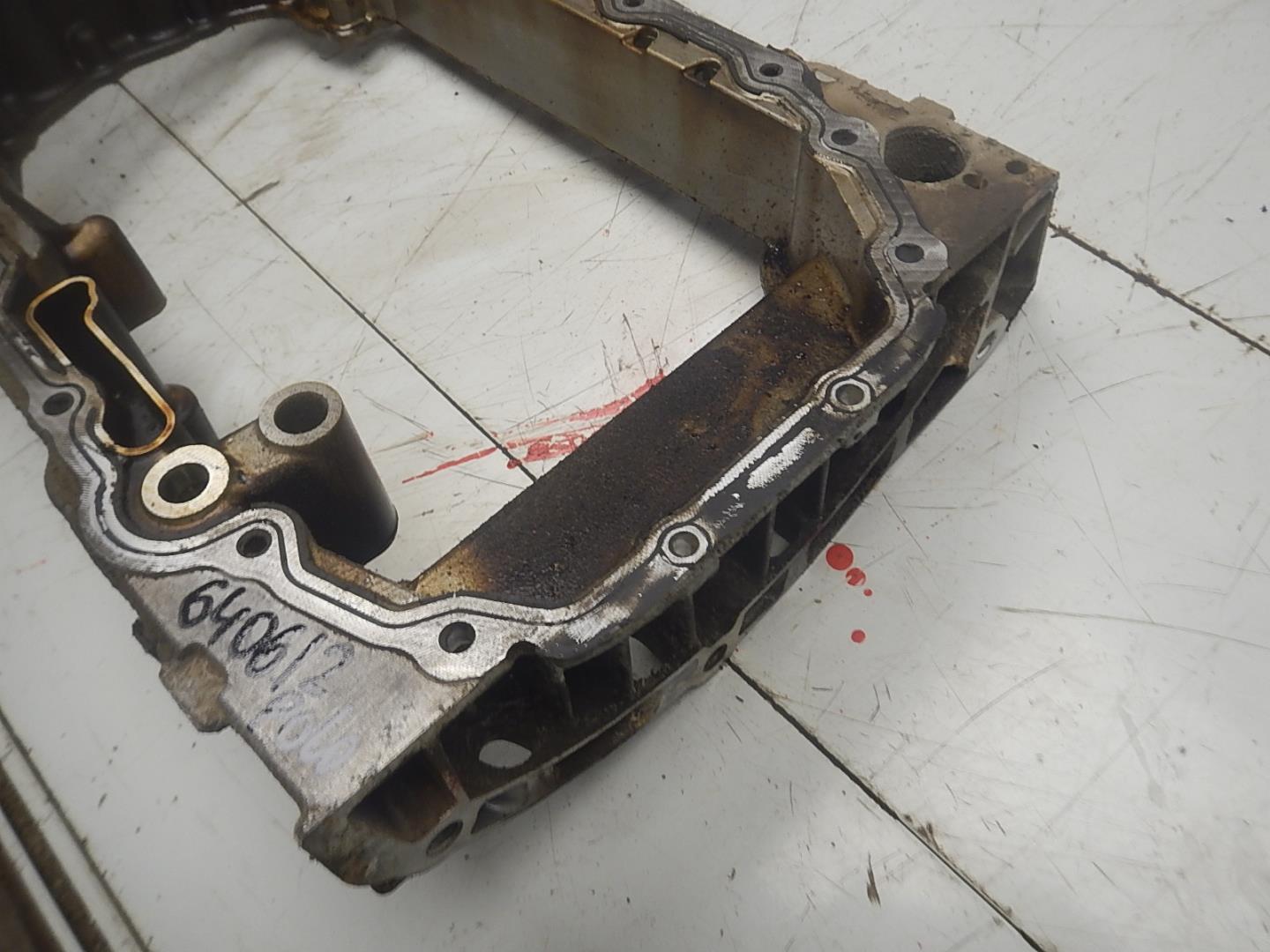 Поддон масляный двигателя (картер)