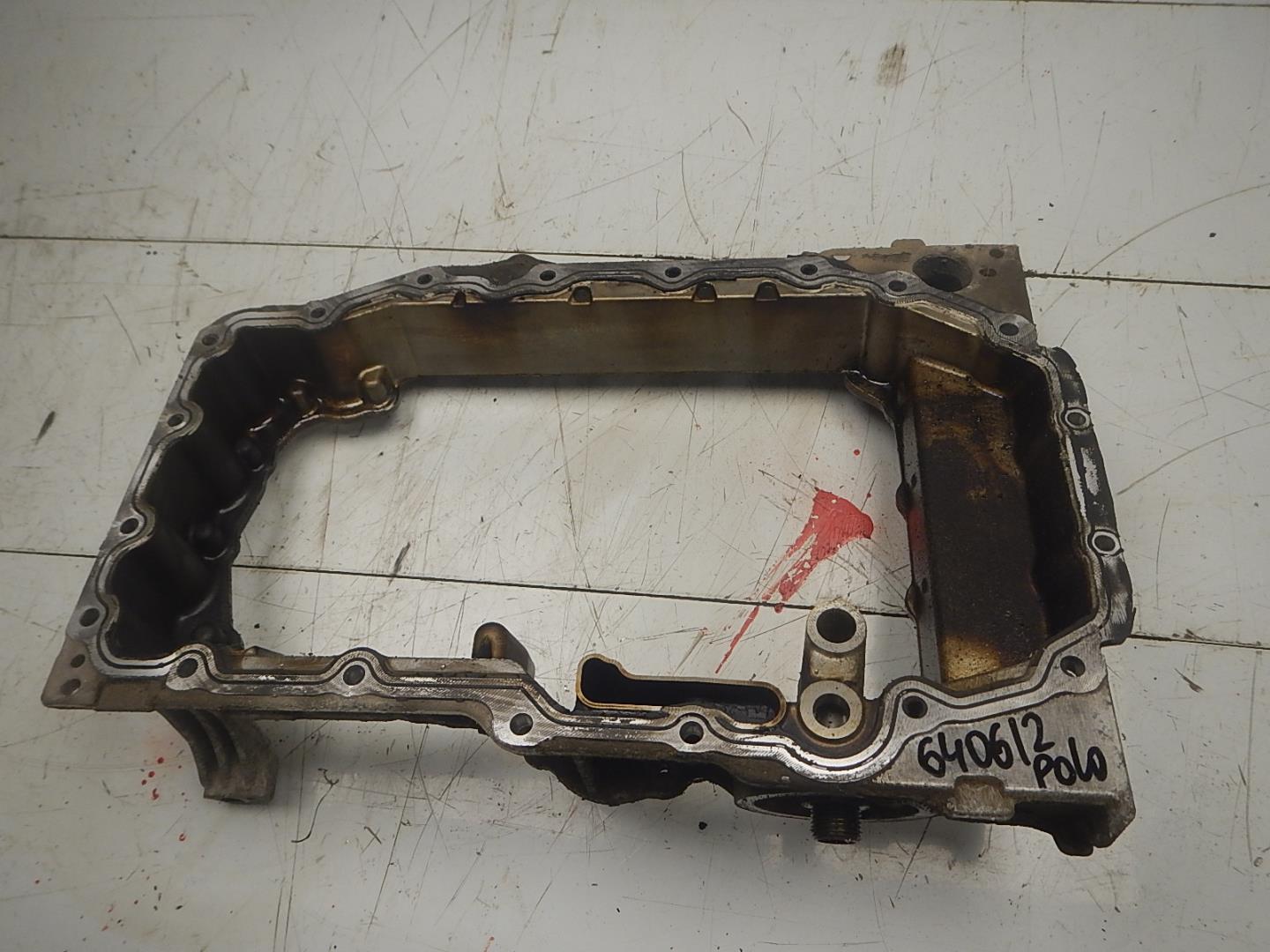 Поддон масляный двигателя (картер)