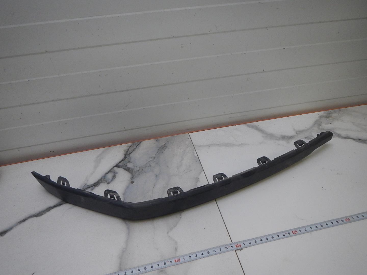 Молдинг заднего бампера