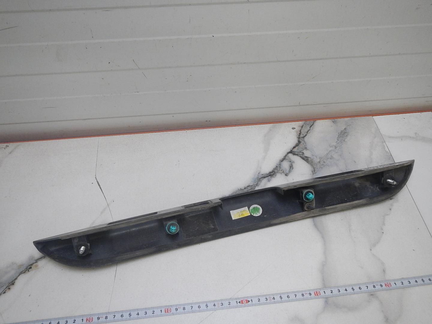 Накладка двери багажника