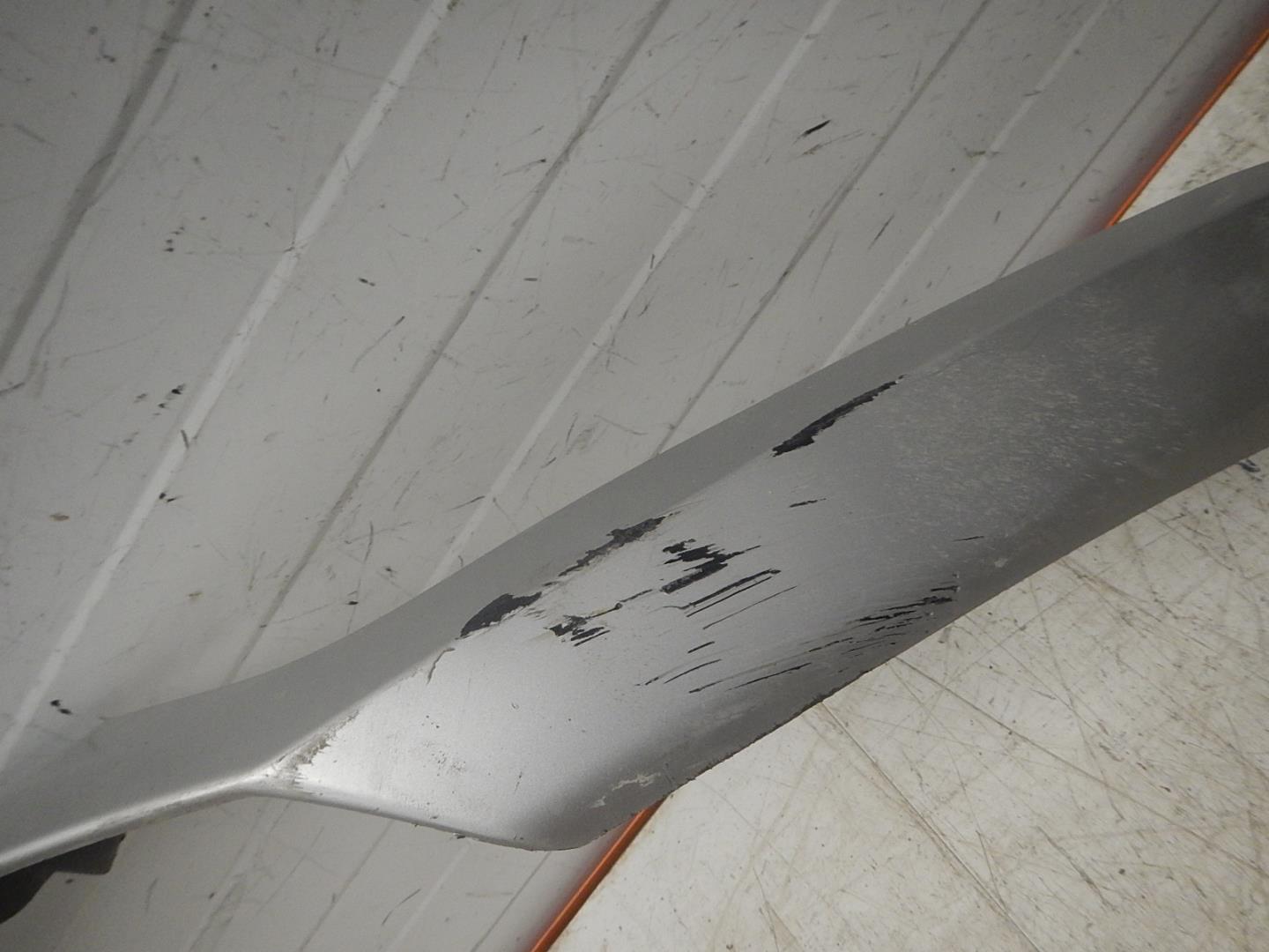 Накладка переднего бампера