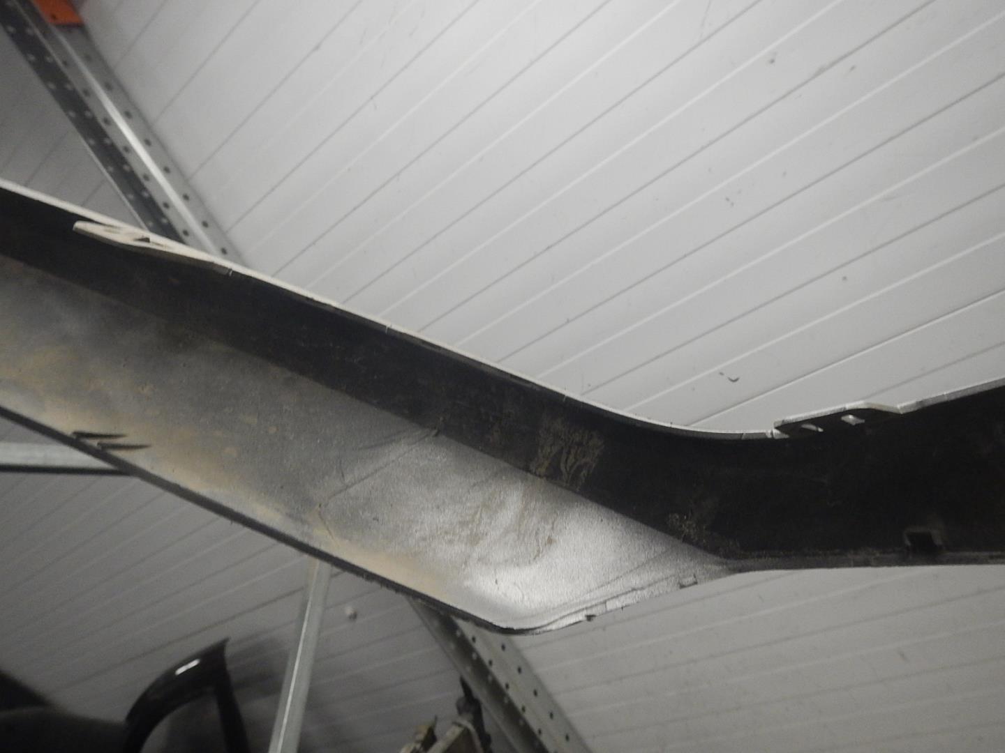 Накладка переднего бампера