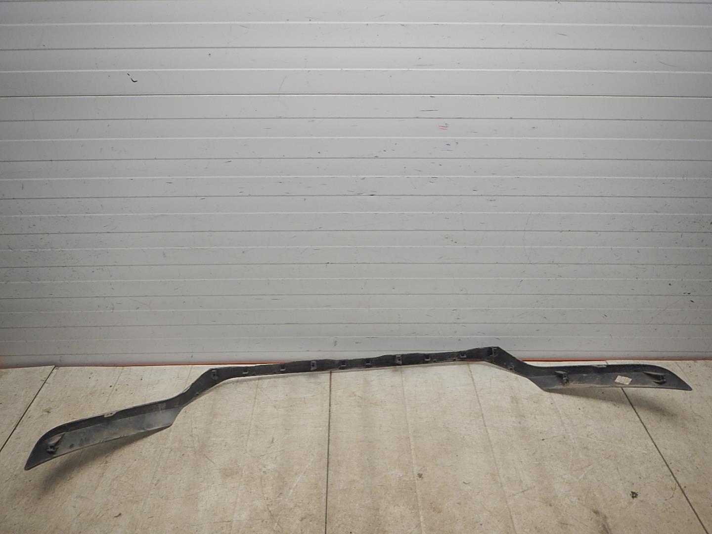 Накладка переднего бампера