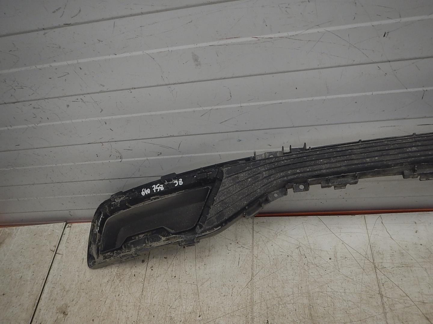 Накладка заднего бампера