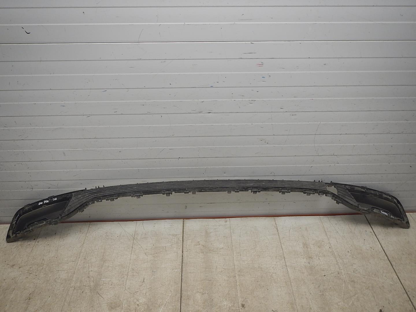 Накладка заднего бампера